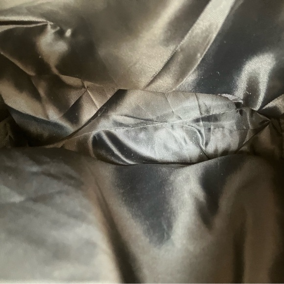 Selling as a set, two lined never-used mini bags each 8” x 11.5” x 5” purse/bag. - Picture 7 of 8